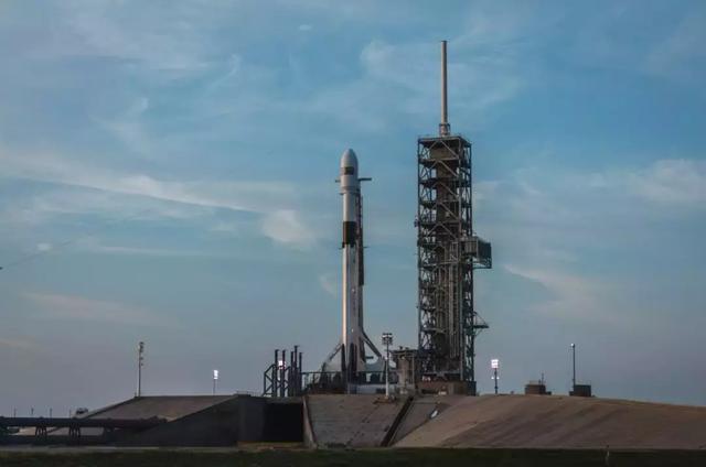 SpaceX猎鹰9号“终极版”首飞成功，马斯克“火星梦”依旧不灭